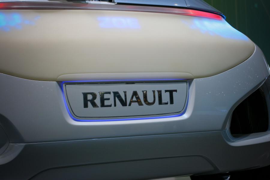  Renault ZOE Z.E. Concept 2009 года  (фото 15 из 95)